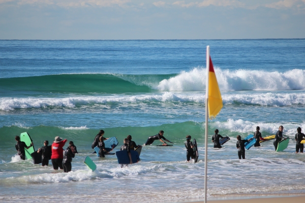 tallebudgeraSurfing.jpg